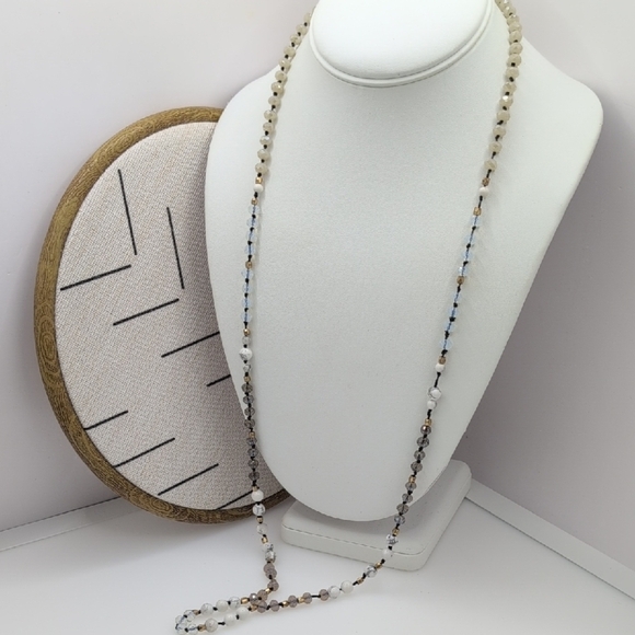 LOFT White and Gray Necklace Elegant Jewelry - Picture 1 of 5
